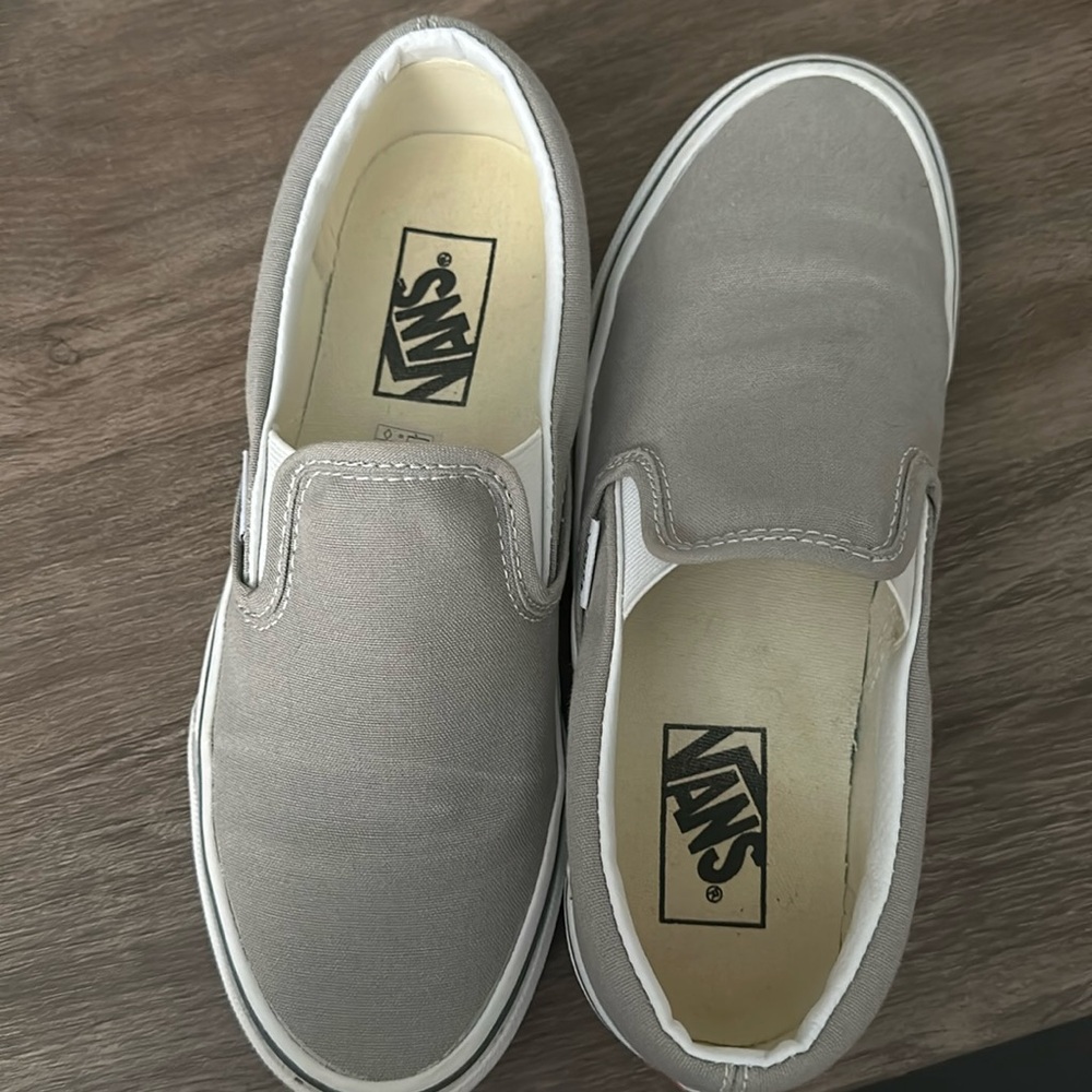 Vans classic slip on lightly worn